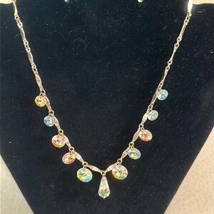 Vintage Sarah Coventry gold tone faceted crystal necklace (739)